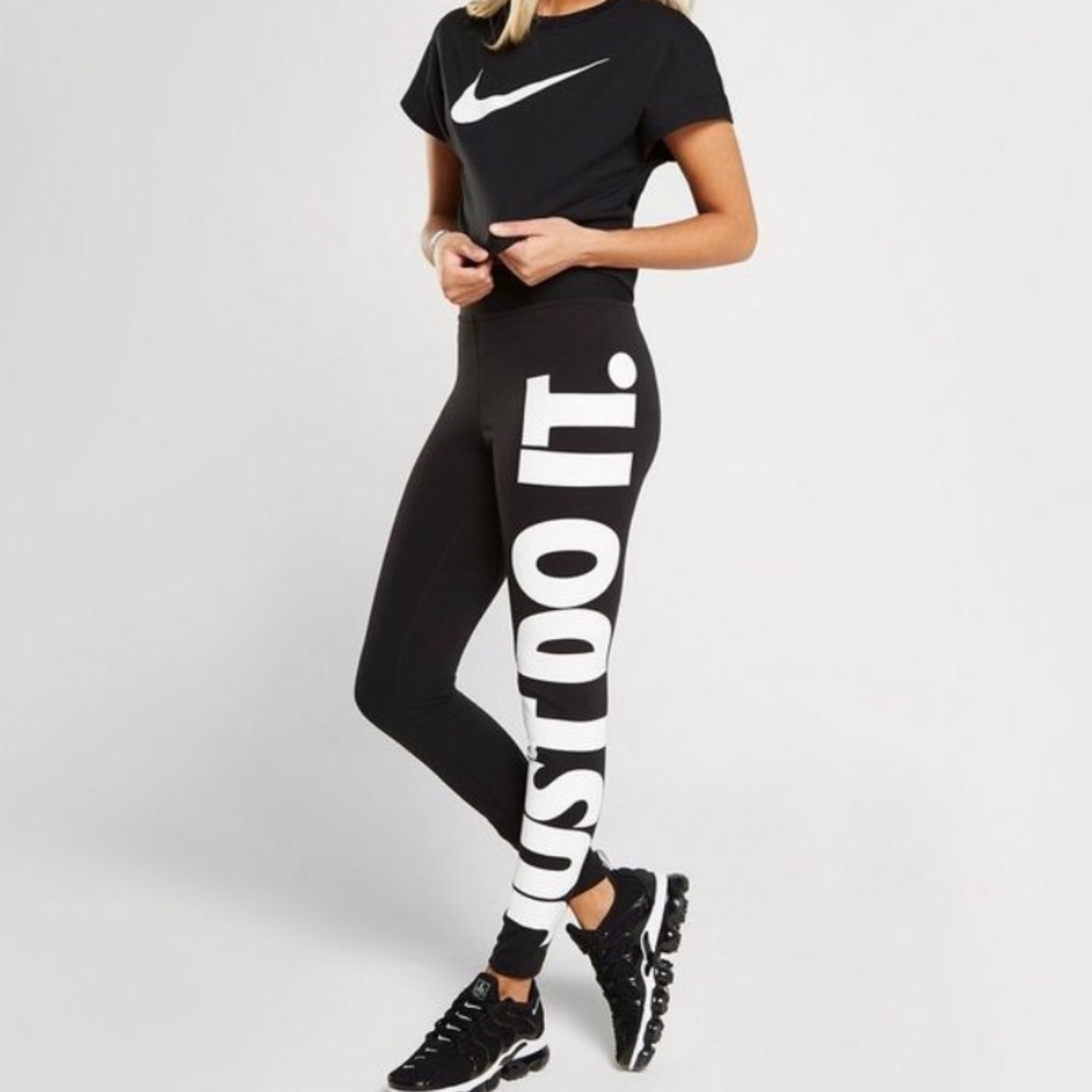 • pick your price activewear mystery bundle • - Picture 1 of 3